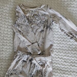 Gap organic cotton set 3-6 months